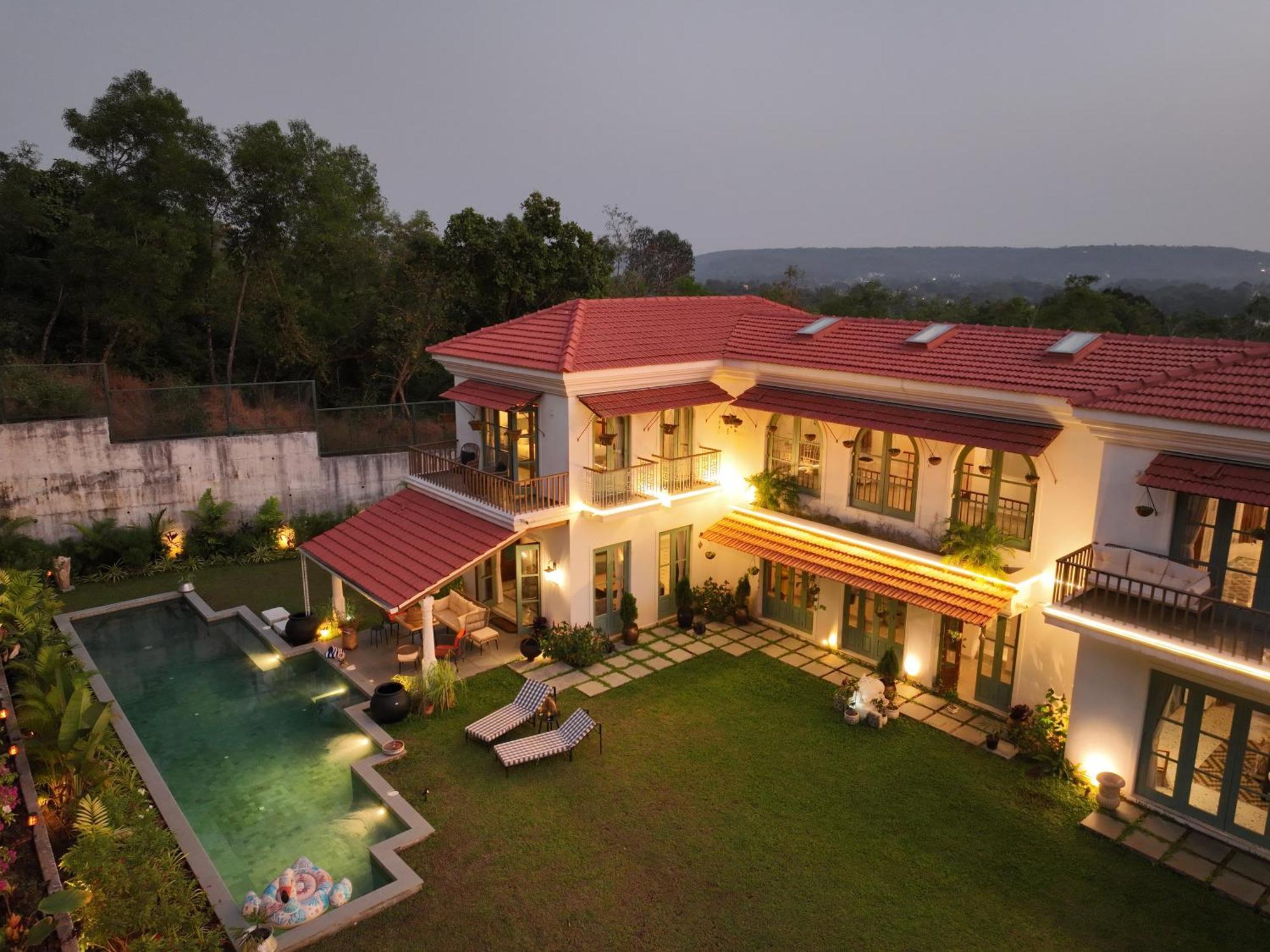 Вилла Casa Azul- Luxury 4Bhk Assagao With Private Pool Вагатор Экстерьер фото